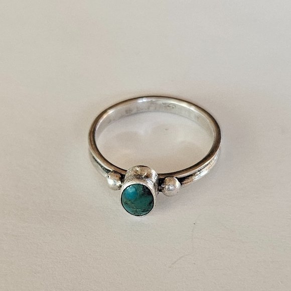 Dainty Sterling Silver and Turquoise Ring - Picture 1 of 3